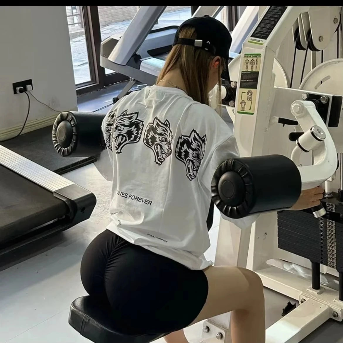 No Chill Co. Wolves Forever Oversized Gym Tee – Summer Cotton Drop