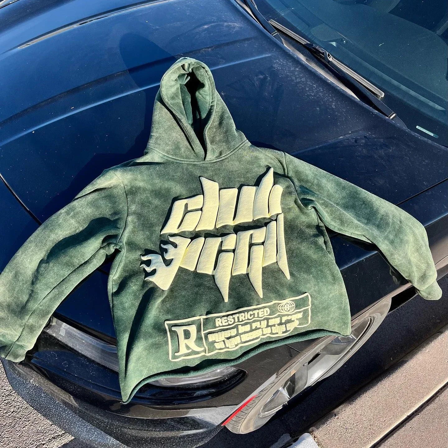 No Chill Co. Target Graphic Y2K Hoodie — Street Style Oversized Pullover