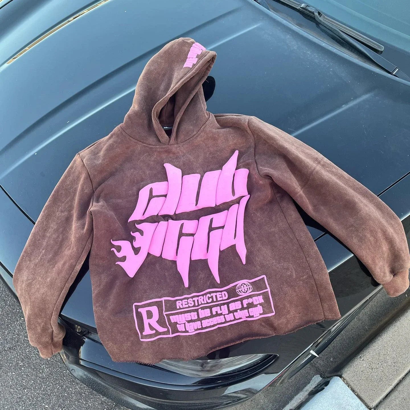 No Chill Co. Target Graphic Y2K Hoodie — Street Style Oversized Pullover